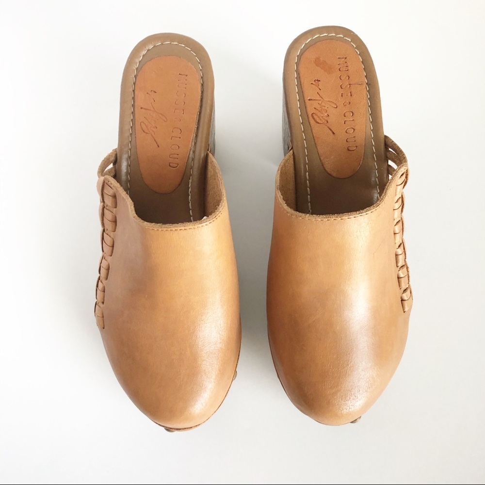 Musse & Cloud Tan Mules